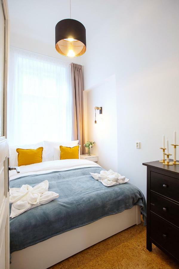 5Br 2Bath Family Apt 5Mins To Wenceslas Square Prága Kültér fotó